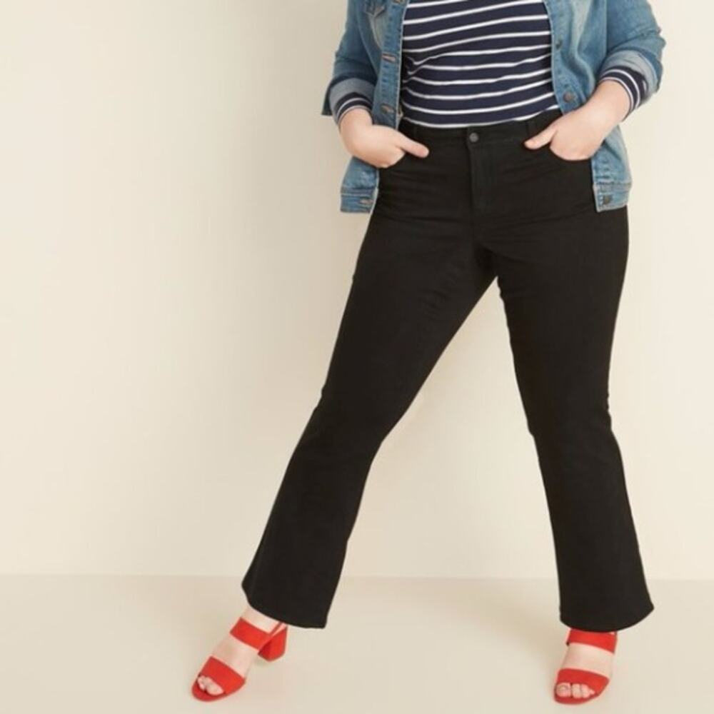 Old Navy Jeans Womens Plus Size 28 Black Kicker Bootcut Stretch Capsule READ